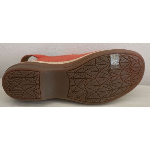 Revitalign Women's Sz 8.5D Brick Red Ventura Canvas Clogs - Picture 3 of 8